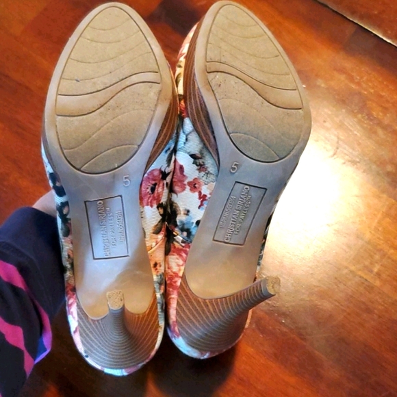 Payless Christian Siriano platform heels - Picture 3 of 4